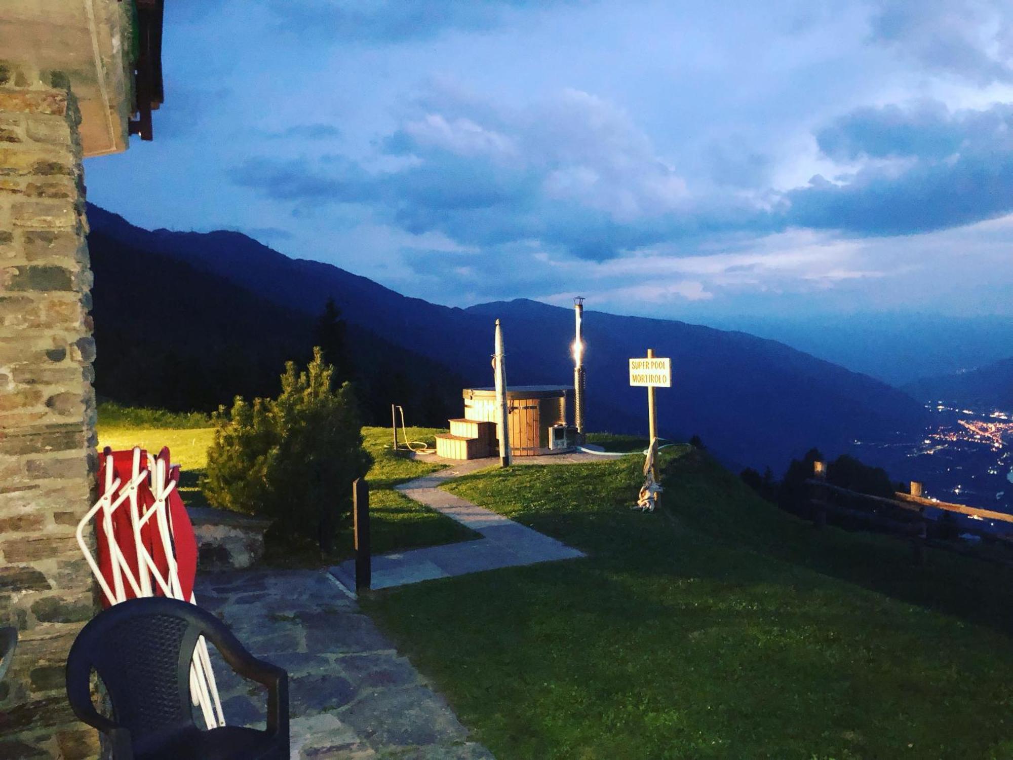 Holiday Creek Mortirolo Mazzo di Valtellina Luaran gambar