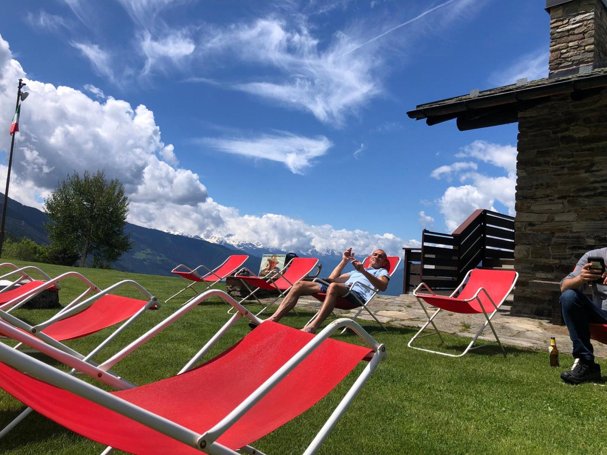 Holiday Creek Mortirolo Mazzo di Valtellina Luaran gambar
